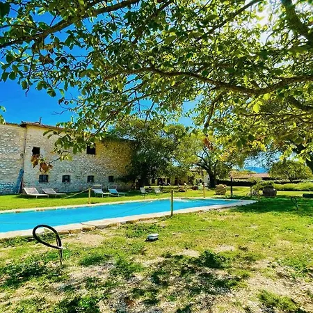 Farm stay Exclusive Pool-open All Year-spoleto Biofarm-slps 8-village Shops, Bar1 Km 4 Poreta