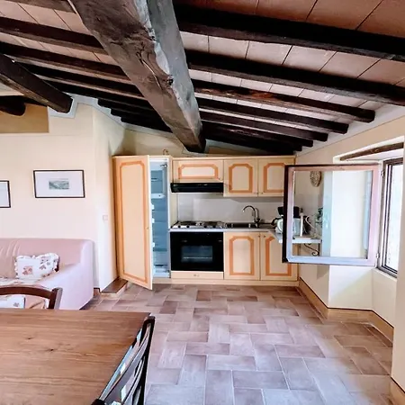 Exclusive Pool-open All Year-spoleto Biofarm-slps 8-village Shops, Bar1 Km 4 Farm stay Poreta