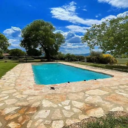 Farm stay Exclusive Pool-open All Year-spoleto Biofarm-slps 8-village Shops, Bar1 Km 4