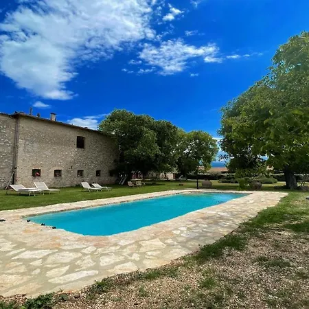 Farm stay Exclusive Pool-open All Year-spoleto Biofarm-slps 8-village Shops, Bar1 Km 4